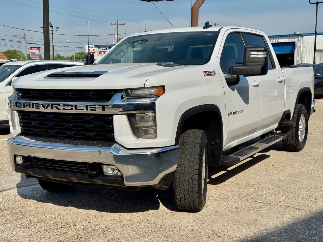 2023 Chevrolet Silverado 2500HD 4WD Crew Cab Standard Bed LT