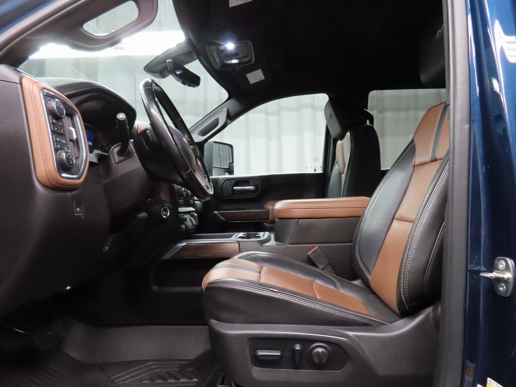 2023 Chevrolet Silverado 2500HD 4x4 Crew Cab High Country Fond du Lac WI