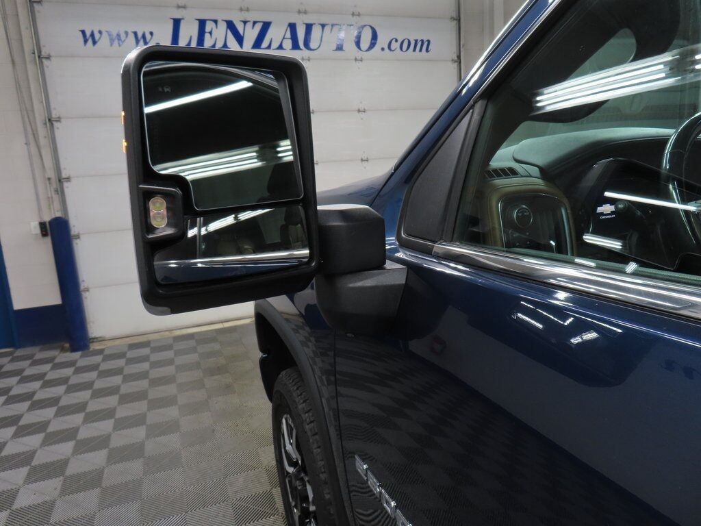 2023 Chevrolet Silverado 2500HD 4x4 Crew Cab High Country Fond du Lac WI