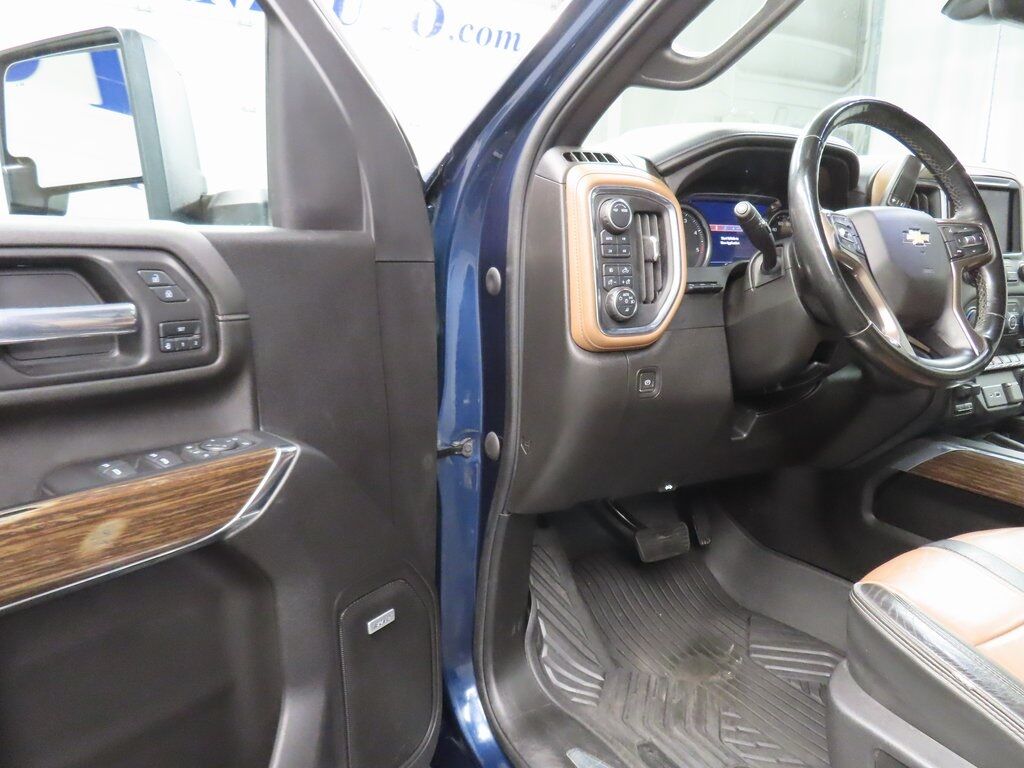 2023 Chevrolet Silverado 2500HD 4x4 Crew Cab High Country Fond du Lac WI