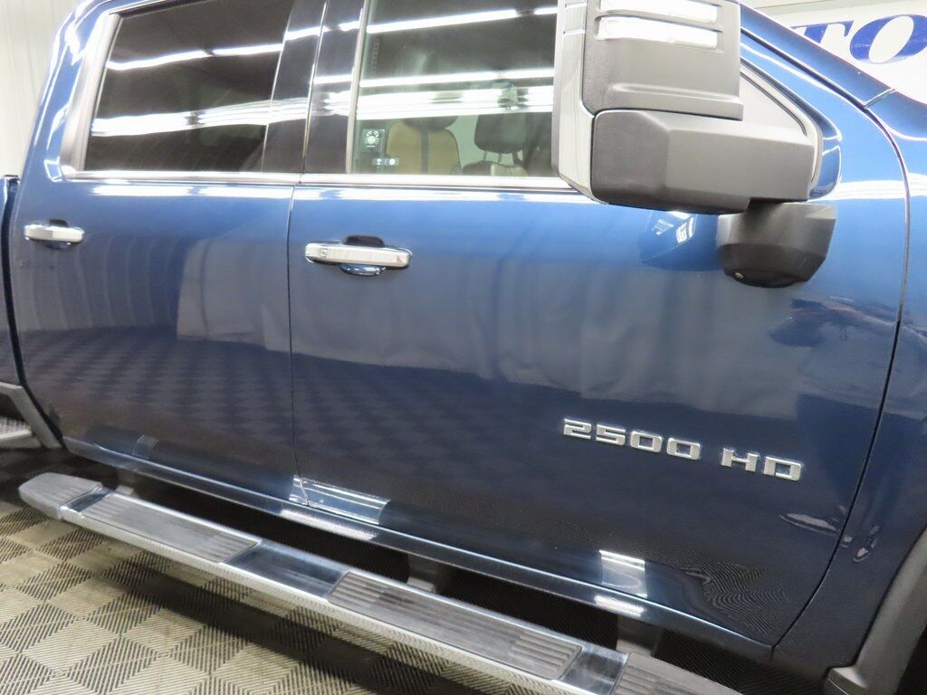 2023 Chevrolet Silverado 2500HD 4x4 Crew Cab High Country Fond du Lac WI