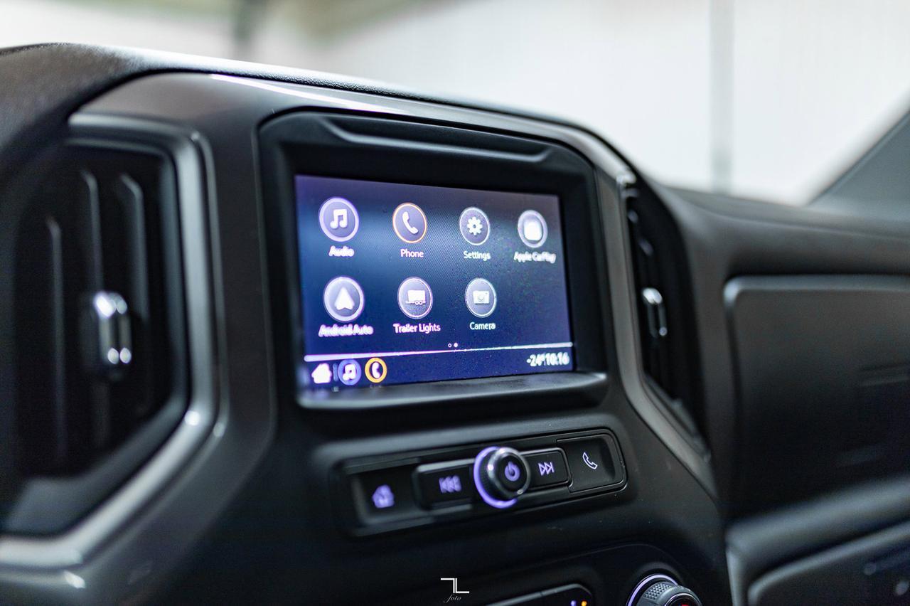 2023 Chevrolet Silverado 2500HD 4x4 Crew Cab LT Diesel BCam Red Deer AB