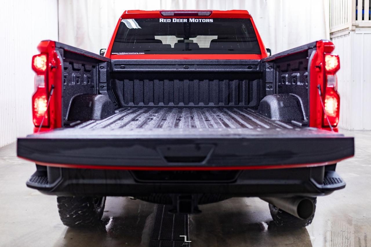 2023 Chevrolet Silverado 2500HD 4x4 Crew Cab LT Diesel BCam Red Deer AB