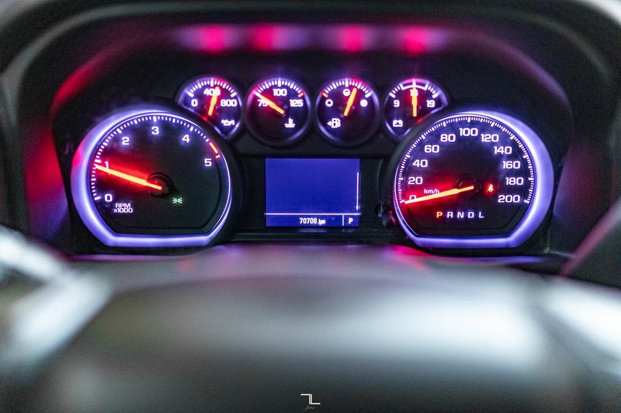 2023 Chevrolet Silverado 2500HD 4x4 Crew Cab LT Diesel BCam Red Deer AB