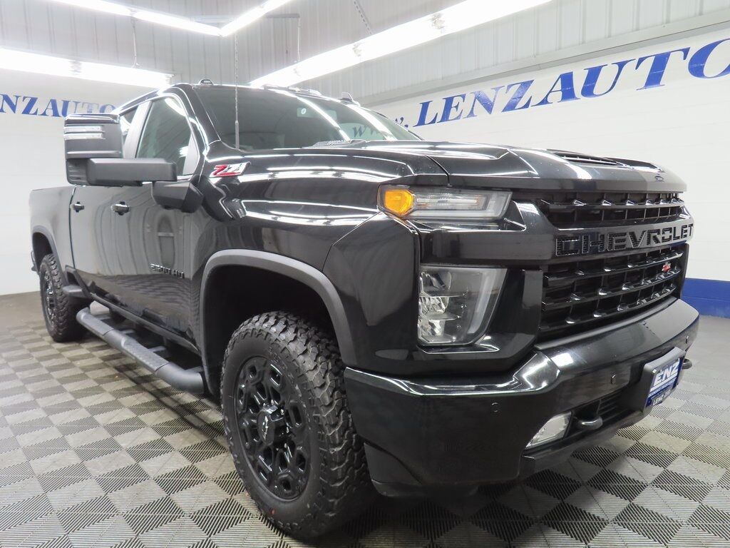 2023 Chevrolet Silverado 2500HD 4x4 Crew Cab LT