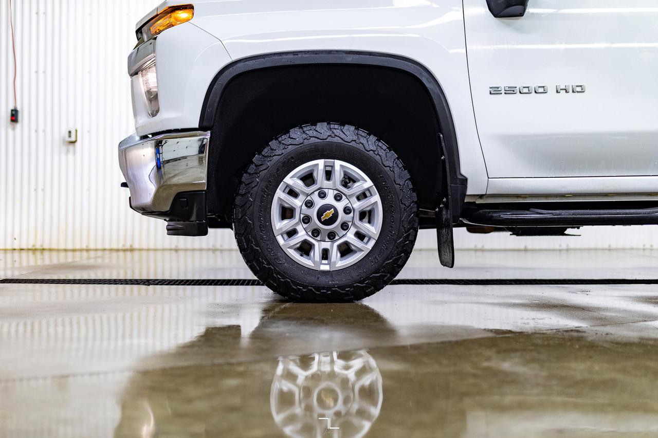 2023 Chevrolet Silverado 2500HD 4x4 Crew Cab LT Z71 BCam PSeat Red Deer AB