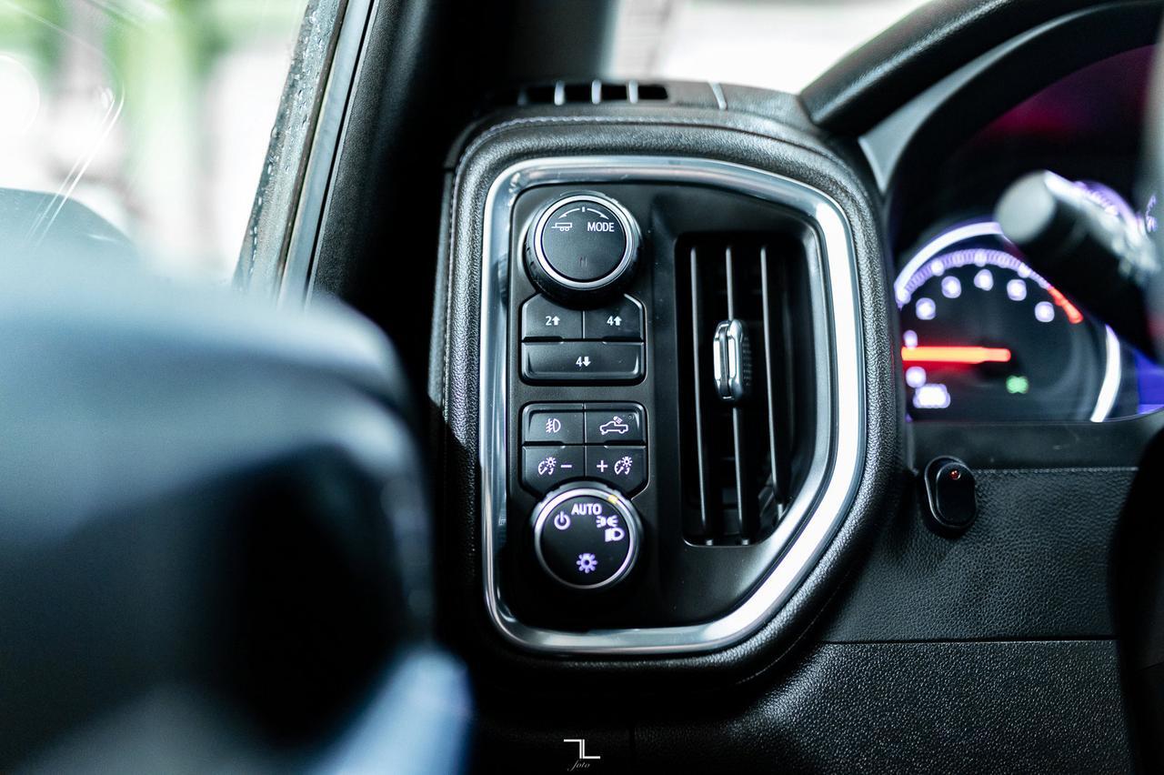 2023 Chevrolet Silverado 2500HD 4x4 Crew Cab LT Z71 BCam PSeat Red Deer AB