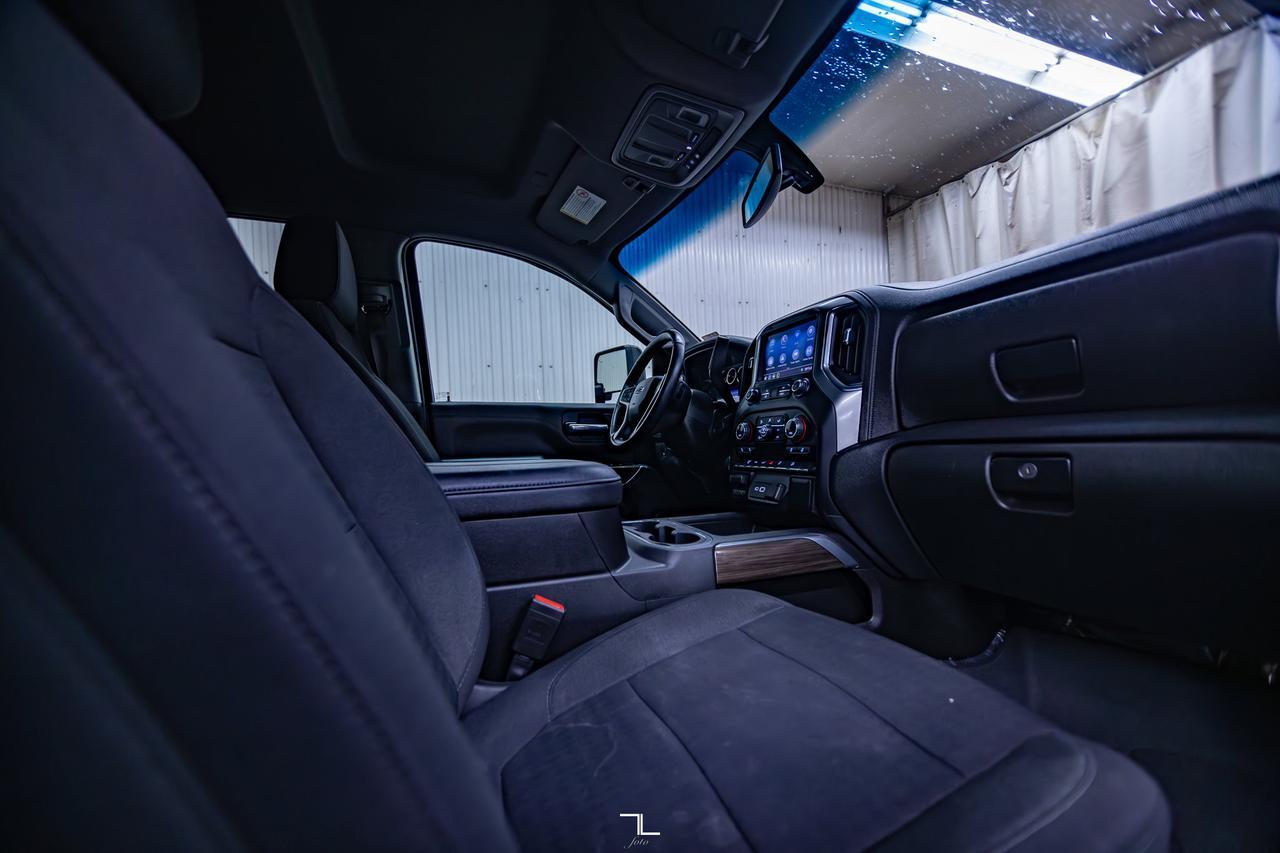2023 Chevrolet Silverado 2500HD 4x4 Crew Cab LT Z71 Diesel BCam Red Deer AB