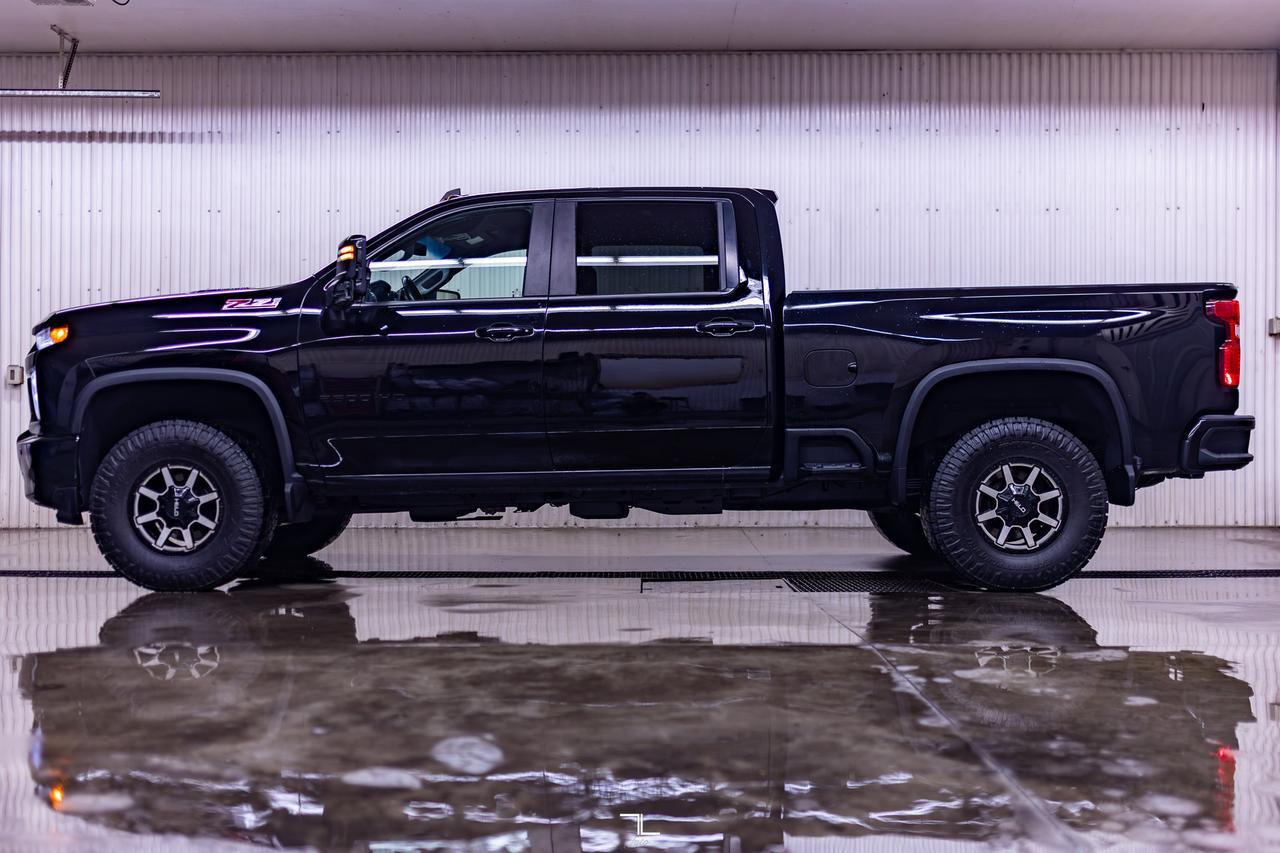 2023 Chevrolet Silverado 2500HD 4x4 Crew Cab LT Z71 Diesel BCam Red Deer AB