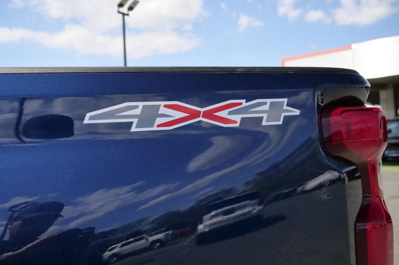 2023 Chevrolet Silverado 2500HD Custom 4X4 / Value Package / Duramax Diesel! Lincolnton NC