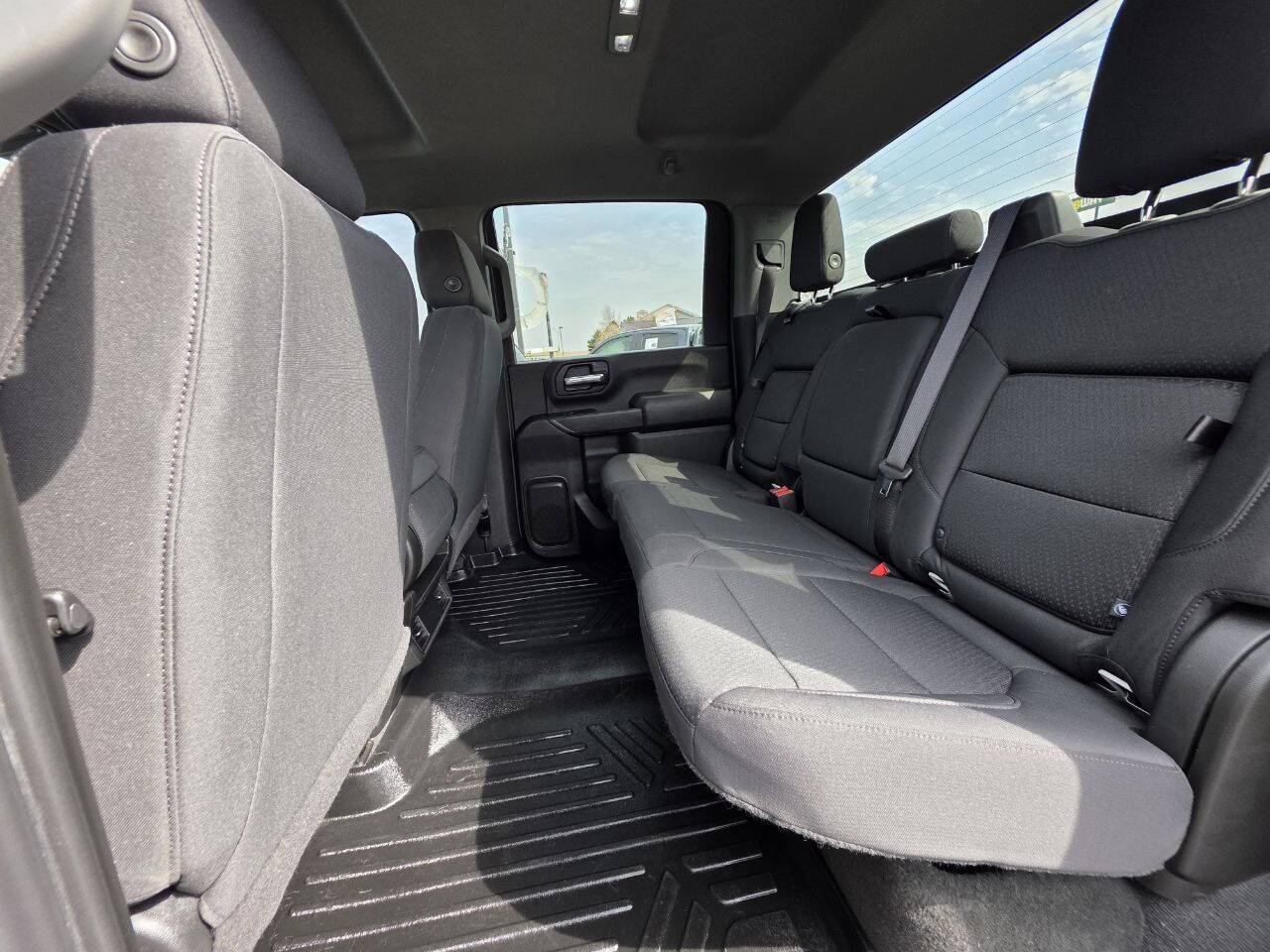 2023 Chevrolet Silverado 2500HD Custom 4x4 4dr Crew Cab SB Eldridge IA