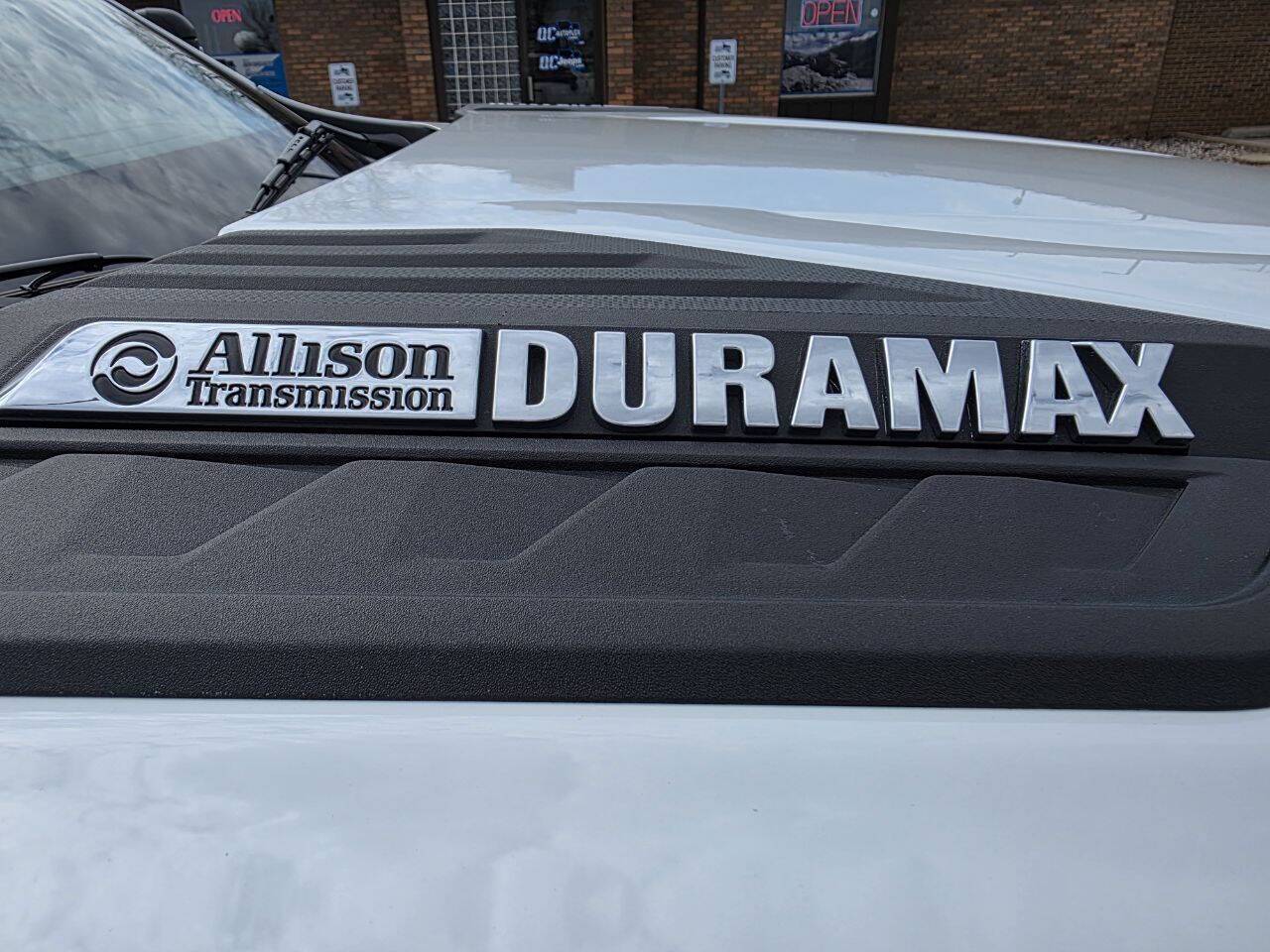 2023 Chevrolet Silverado 2500HD Custom 4x4 4dr Crew Cab SB Eldridge IA