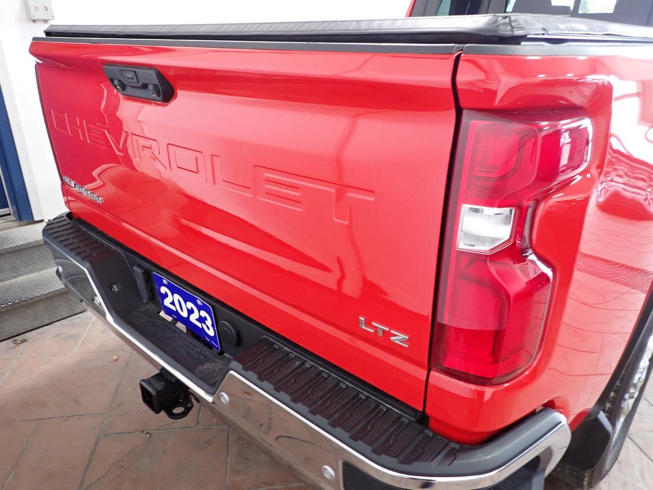 2023 Chevrolet Silverado 2500HD LTZ 4WD CREW CAB *DIESEL* LEATHER NAVI 4WD Listowel ON