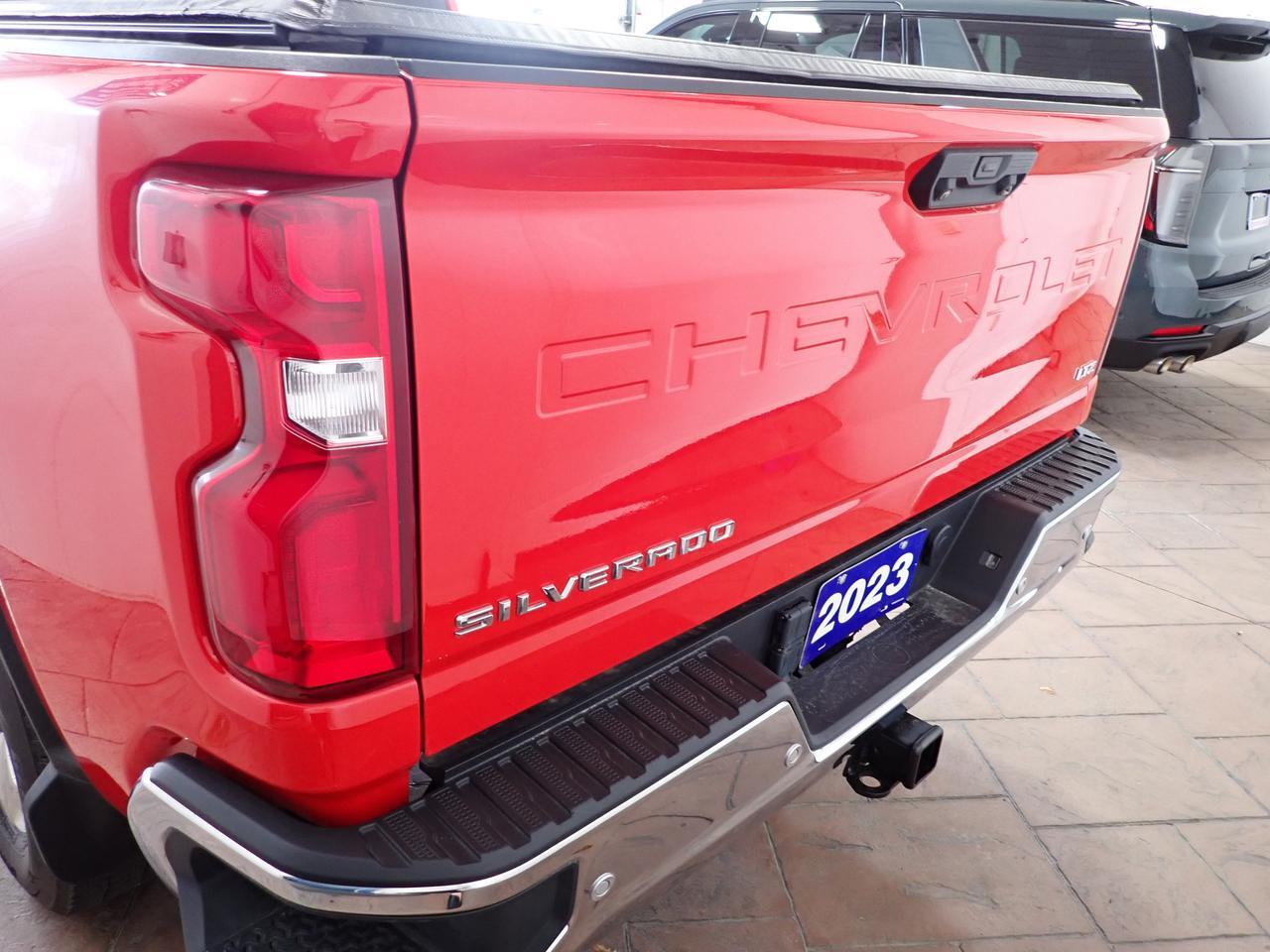 2023 Chevrolet Silverado 2500HD LTZ 4WD CREW CAB *DIESEL* LEATHER NAVI 4WD Listowel ON