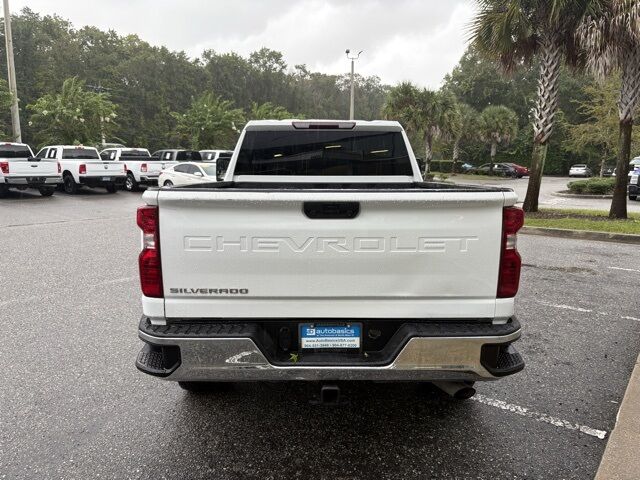 2023 Chevrolet Silverado 2500HD Work Truck photo 2