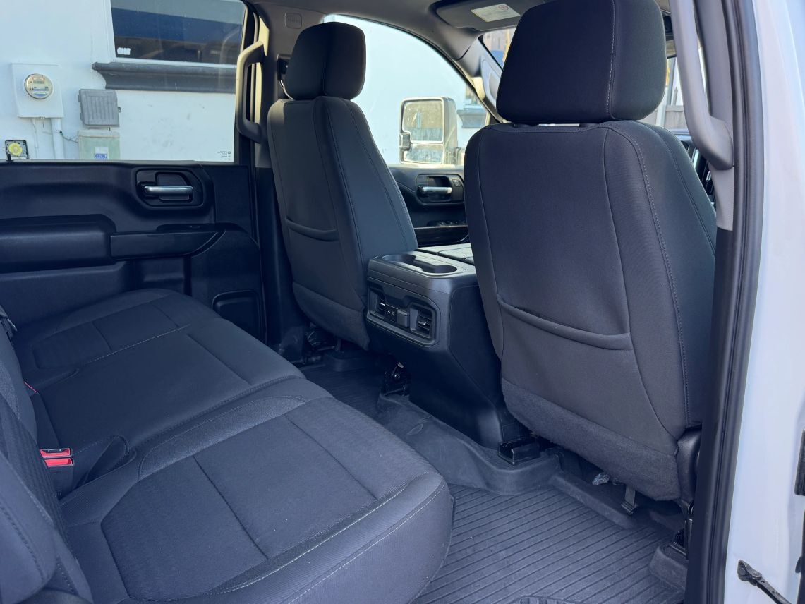 2023 Chevrolet Silverado 3500 HD Crew Cab LT Pickup 4D 8 ft