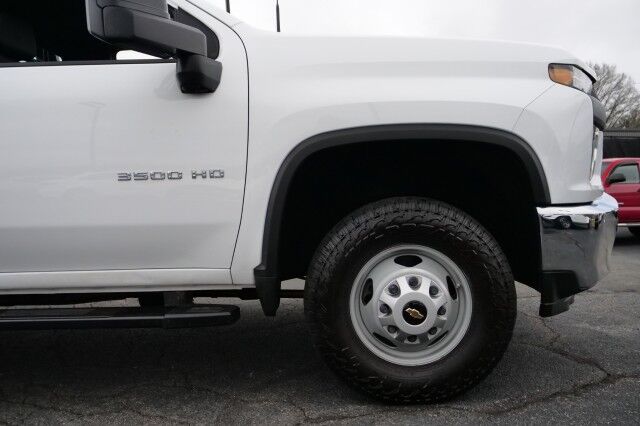 2023 Chevrolet Silverado 3500HD 4X4 / DRW / Hillsboro Hybrid Flat Bed / 6.6L Diesel / 9FT! High Point NC