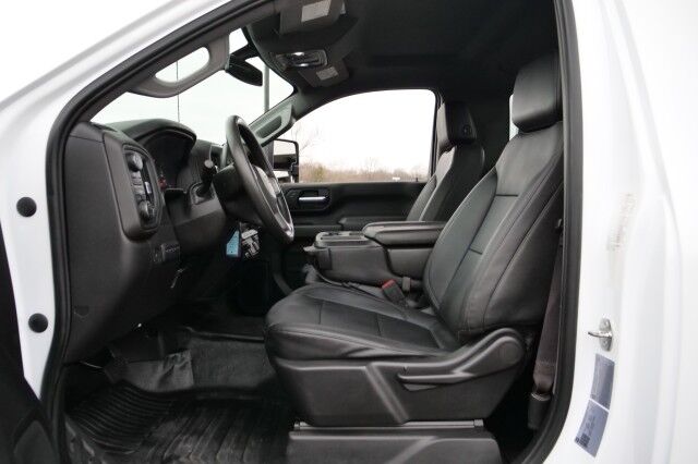 2023 Chevrolet Silverado 3500HD 4X4 / DRW / Hillsboro Hybrid Flat Bed / 6.6L Diesel / 9FT! High Point NC