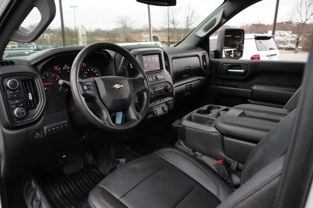 2023 Chevrolet Silverado 3500HD 4X4 / DRW / Hillsboro Hybrid Flat Bed / 6.6L Diesel / 9FT! High Point NC