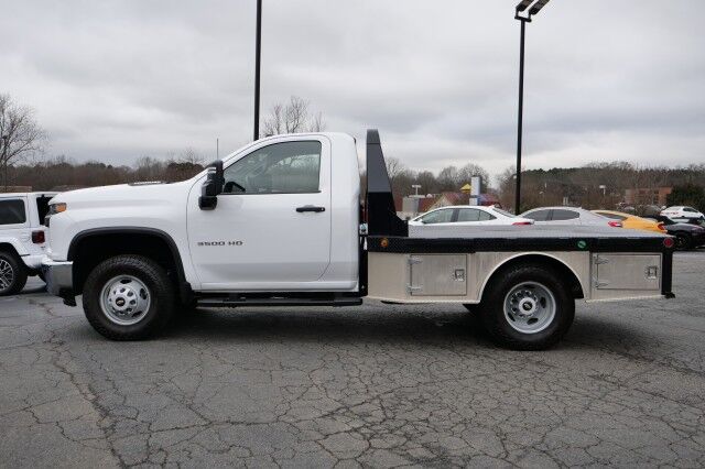 2023 Chevrolet Silverado 3500HD 4X4 / DRW / Hillsboro Hybrid Flat Bed / 6.6L Diesel / 9FT! High Point NC