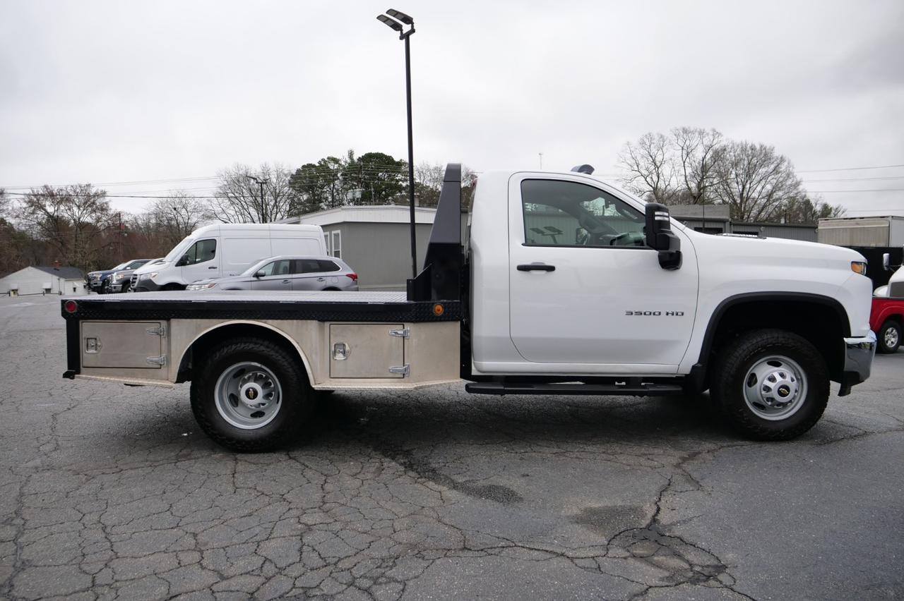 2023 Chevrolet Silverado 3500HD 4X4 / DRW / Hillsboro Hybrid Flat Bed / 9FT! Lincolnton NC