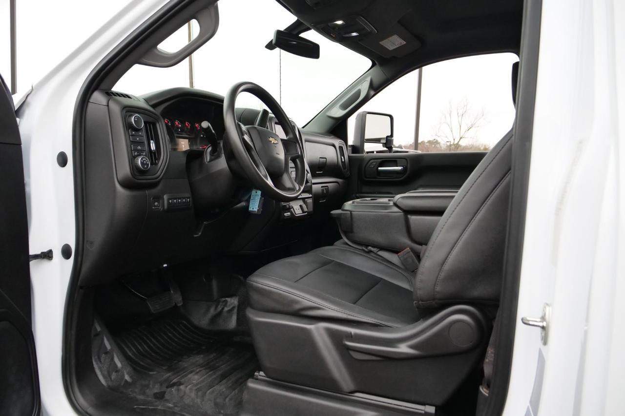 2023 Chevrolet Silverado 3500HD 4X4 / DRW / Hillsboro Hybrid Flat Bed / 9FT! Lincolnton NC