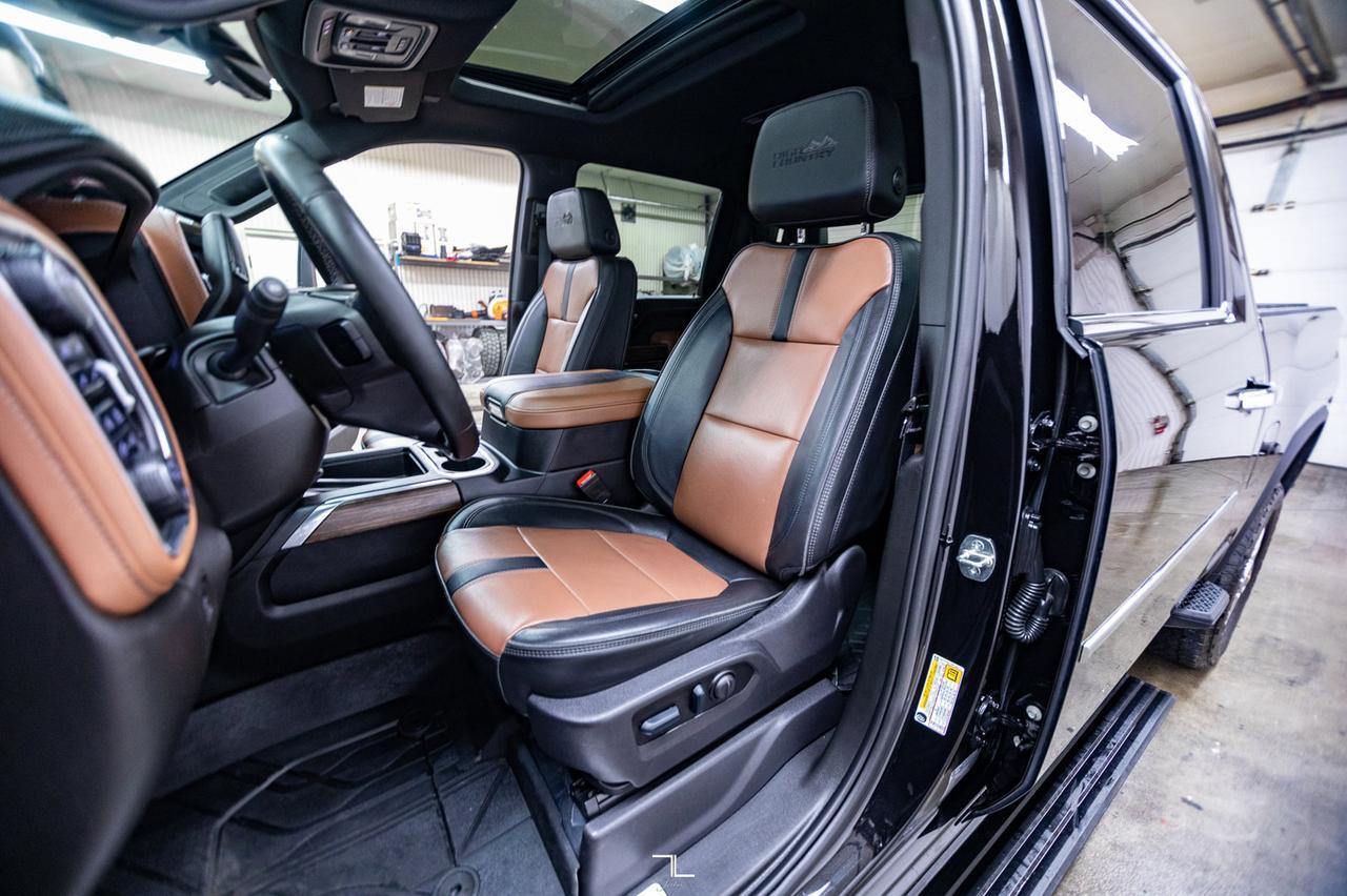 2023 Chevrolet Silverado 3500HD 4x4 Crew Cab High Country Diesel Leather Roof Nav Red Deer AB