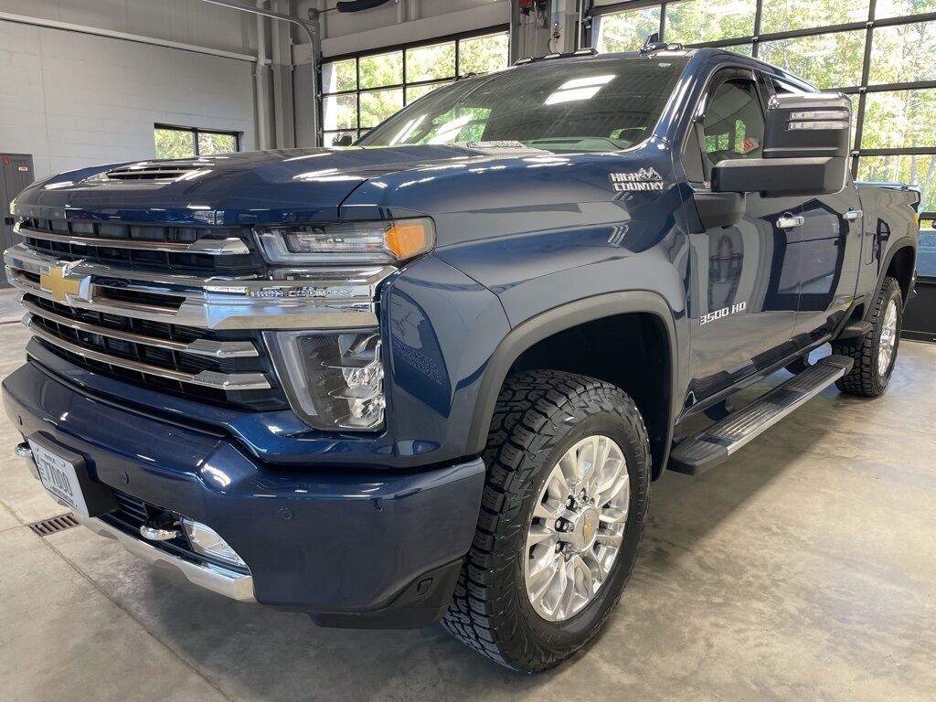 2023 Chevrolet Silverado 3500HD 4x4 Crew Cab High Country SRW Minocqua WI