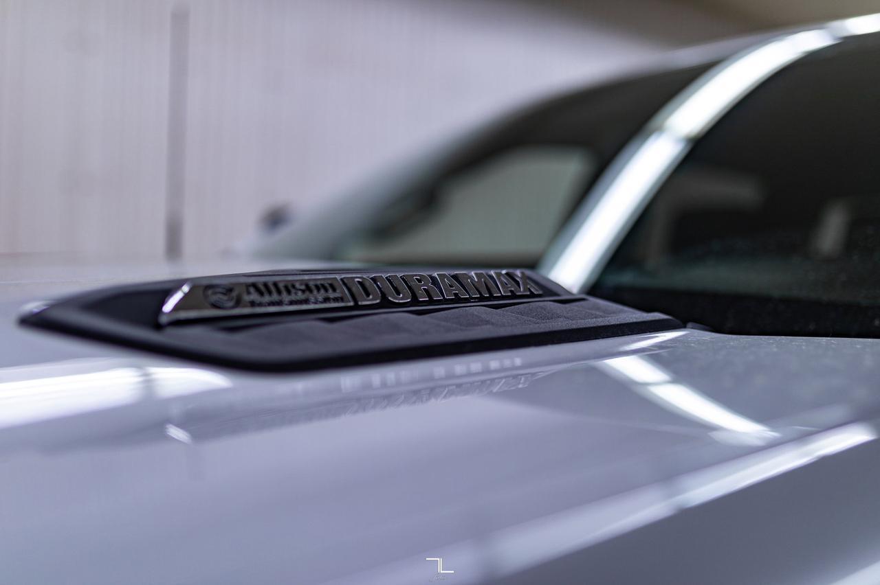 2023 Chevrolet Silverado 3500HD 4x4 Crew Cab LT Diesel BCam Red Deer AB