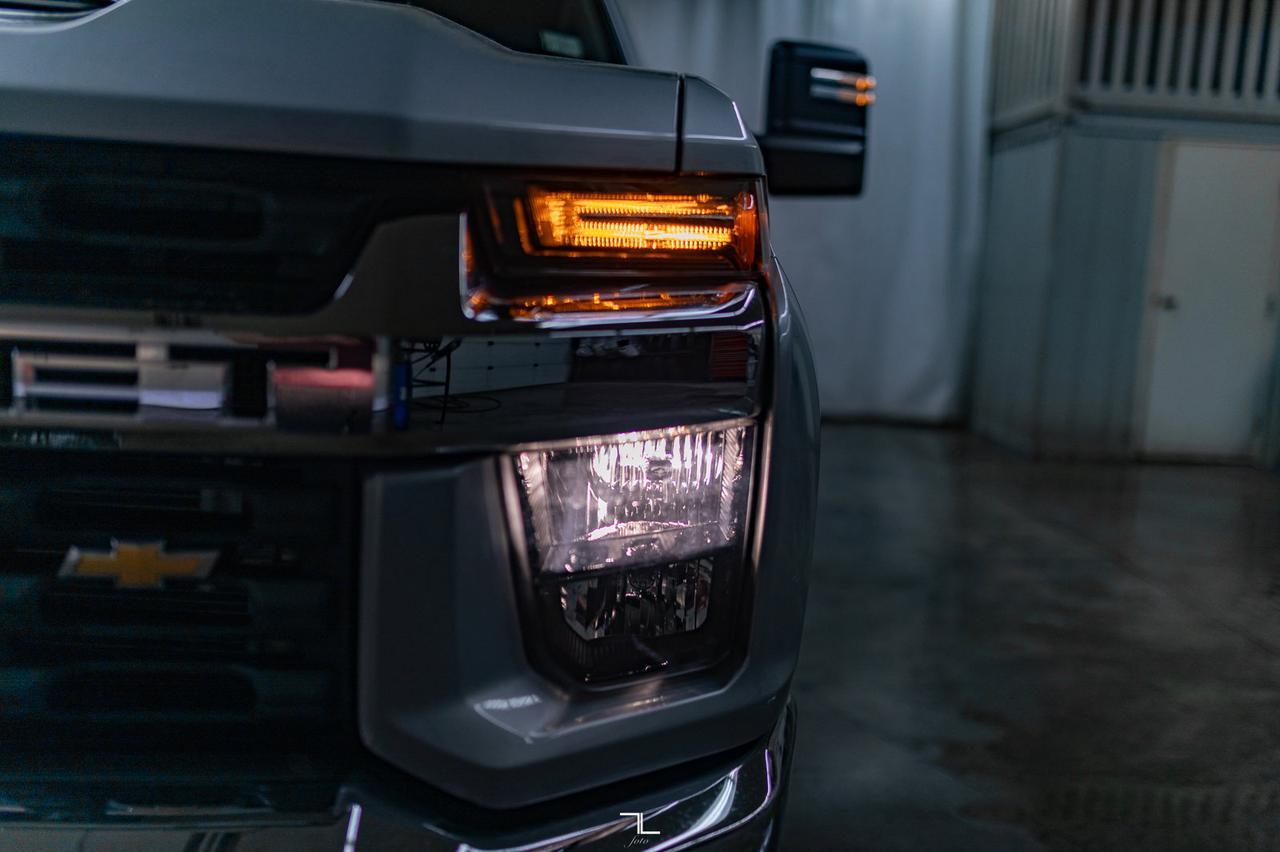 2023 Chevrolet Silverado 3500HD 4x4 Crew Cab LT Diesel BCam Red Deer AB