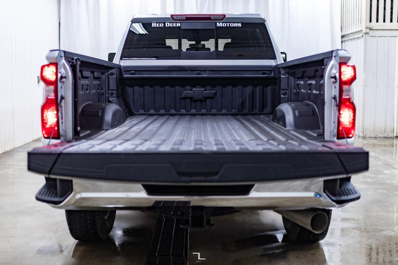 2023 Chevrolet Silverado 3500HD 4x4 Crew Cab LT Diesel BCam Red Deer AB