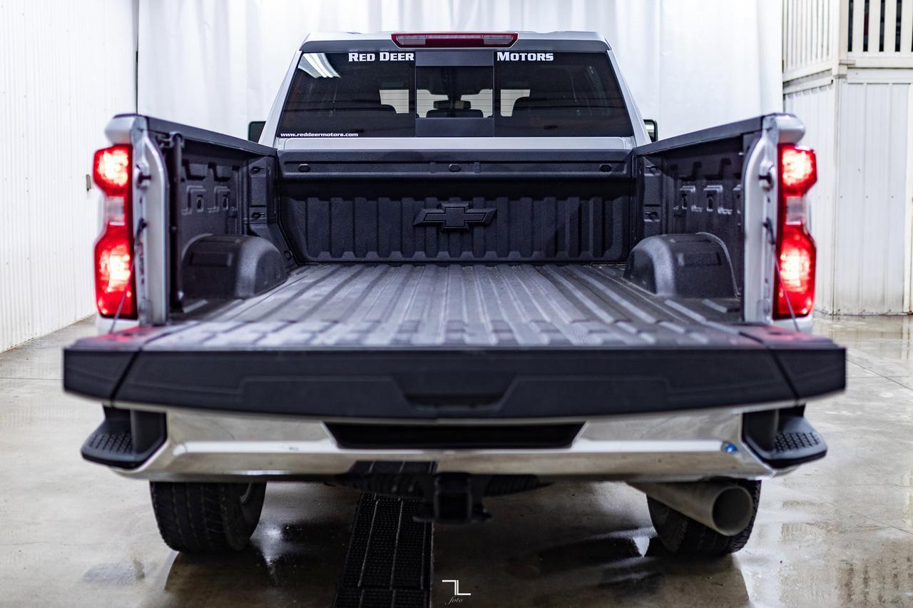 2023 Chevrolet Silverado 3500HD 4x4 Crew Cab LT Diesel BCam Red Deer AB