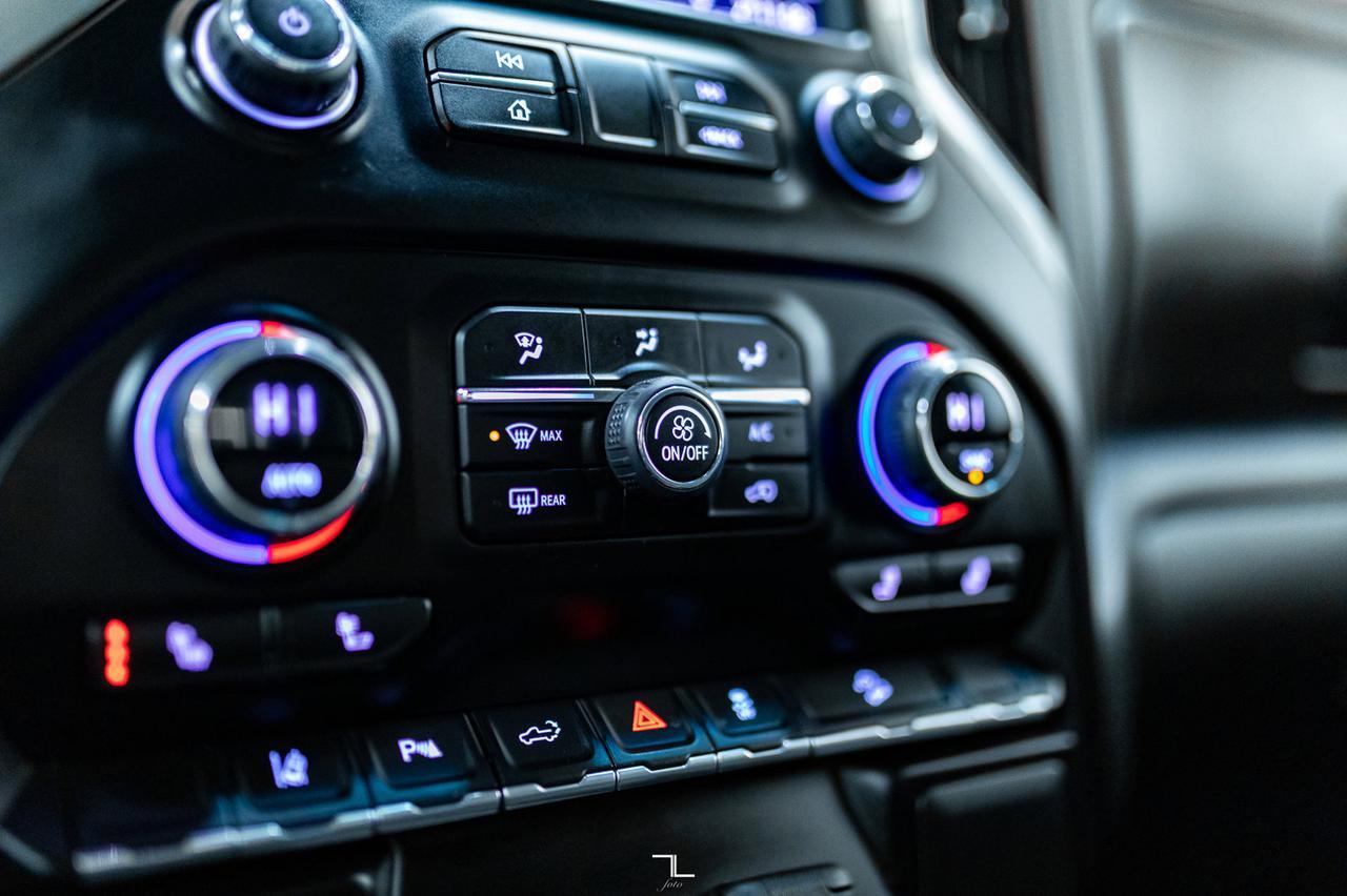 2023 Chevrolet Silverado 3500HD 4x4 Crew Cab LT Z71 Deck Red Deer AB