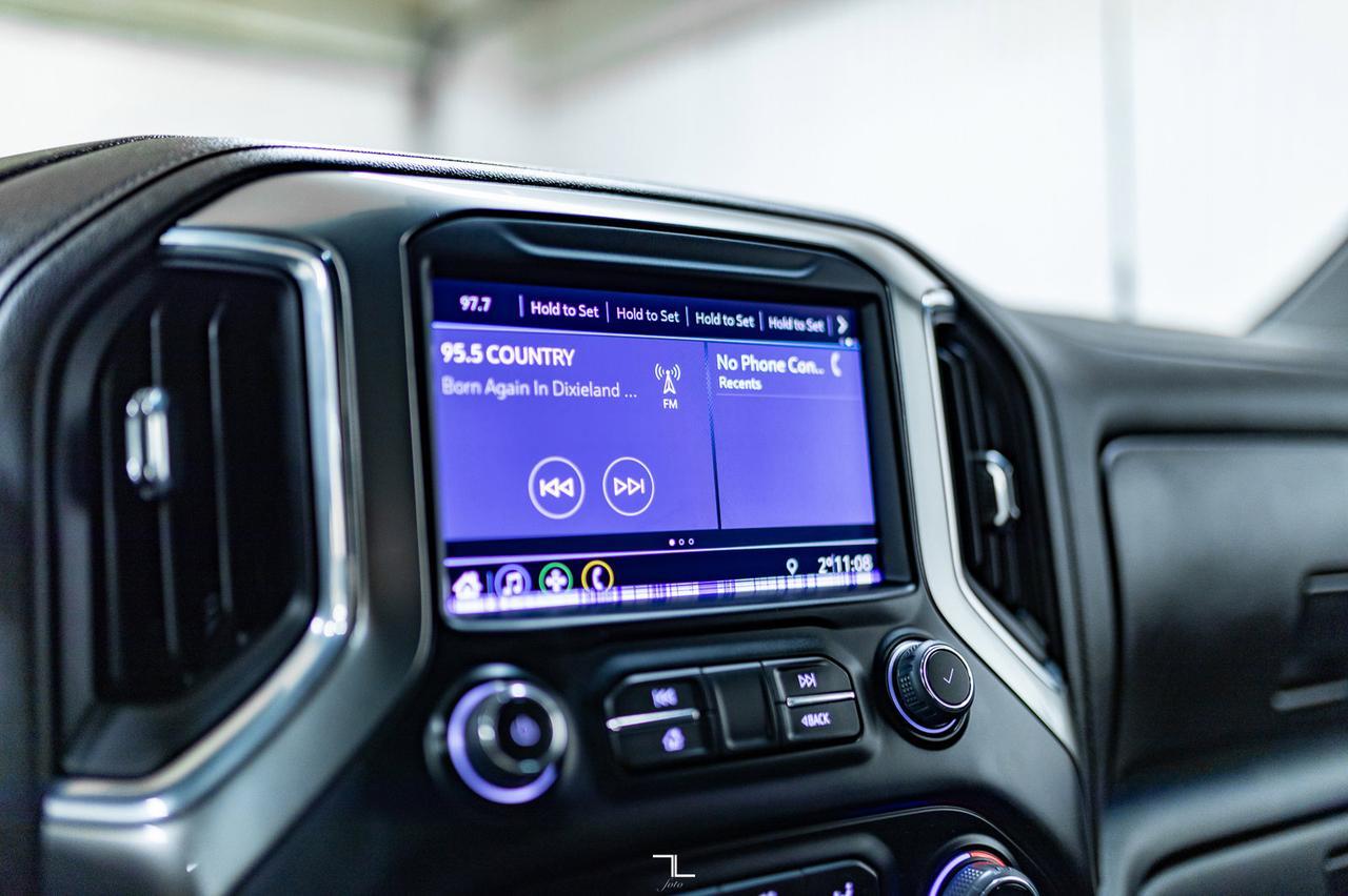 2023 Chevrolet Silverado 3500HD 4x4 Crew Cab LT Z71 Deck Red Deer AB