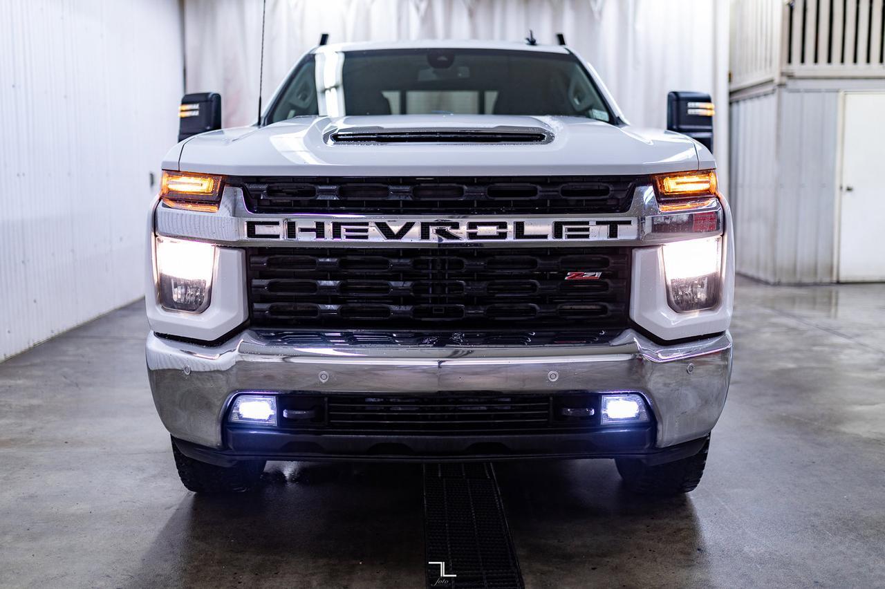 2023 Chevrolet Silverado 3500HD 4x4 Crew Cab LT Z71 Deck Red Deer AB