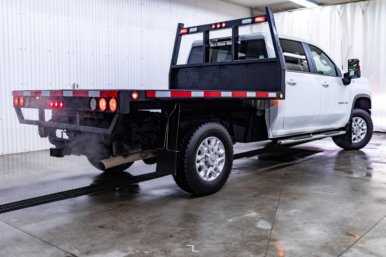 2023 Chevrolet Silverado 3500HD 4x4 Crew Cab LT Z71 Deck Red Deer AB
