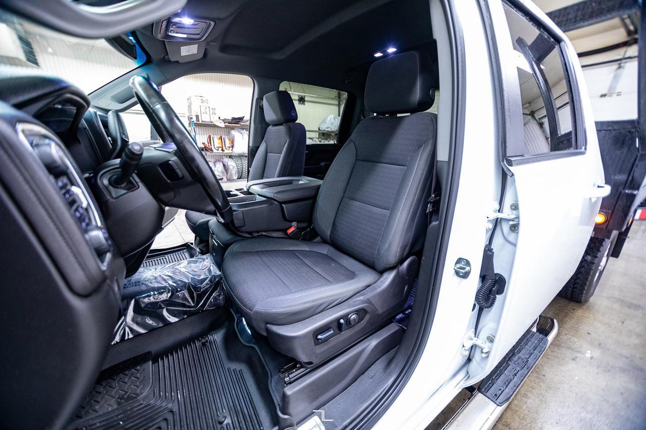 2023 Chevrolet Silverado 3500HD 4x4 Crew Cab LT Z71 Deck Red Deer AB