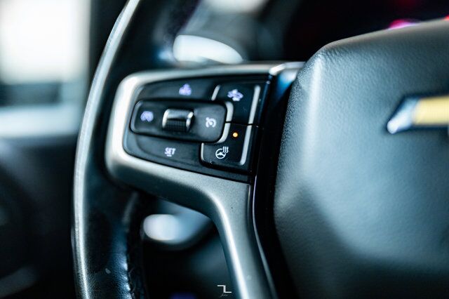 2023 Chevrolet Silverado 3500HD 4x4 Crew Cab LT Z71 Deck Red Deer AB 2023 Chevrolet Silverado 3500HD 4x4 Crew Cab LT Z71 Deck Red Deer AB