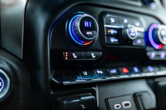 2023 Chevrolet Silverado 3500HD 4x4 Crew Cab LT Z71 Deck Red Deer AB