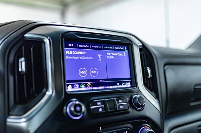 2023 Chevrolet Silverado 3500HD 4x4 Crew Cab LT Z71 Deck Red Deer AB