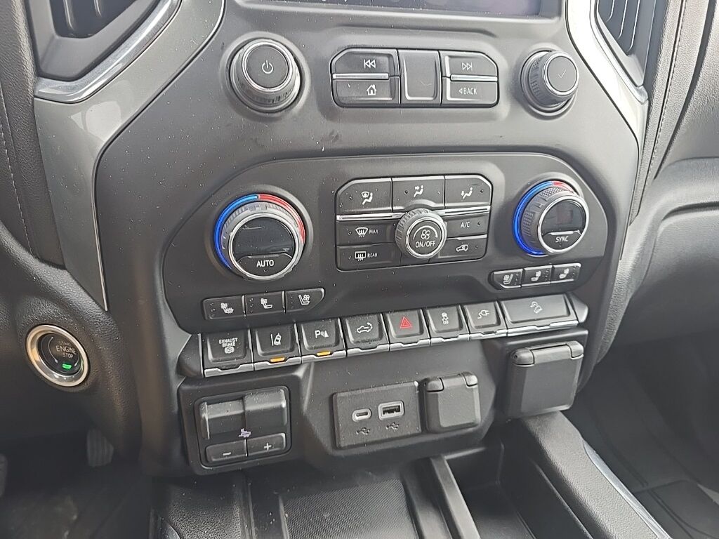 2023 Chevrolet Silverado 3500HD 4x4 Crew Cab LTZ SRW Fond du Lac WI