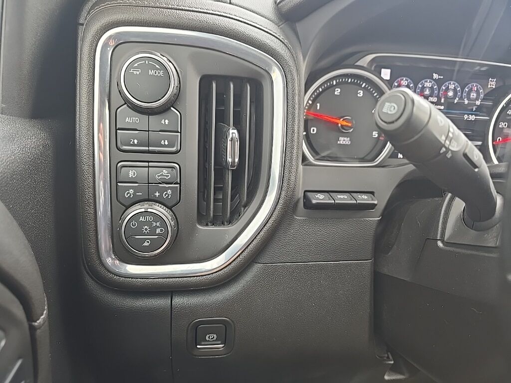 2023 Chevrolet Silverado 3500HD 4x4 Crew Cab LTZ SRW Fond du Lac WI