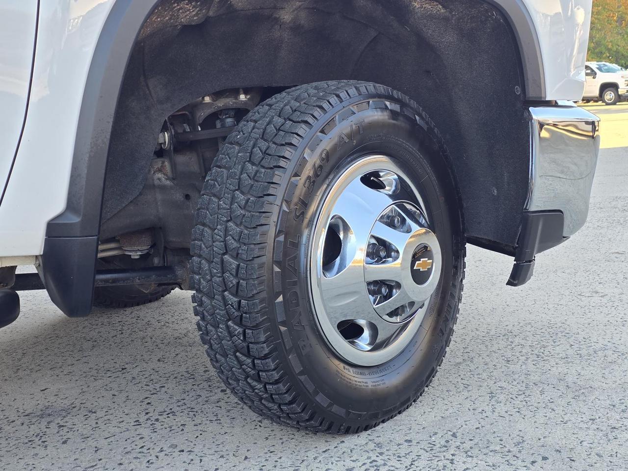 2023 Chevrolet Silverado 3500HD CC LT 4WD Crew Cab 9.5FT Flatbed W/6.6L Duramax and Convenience Package Concord NC