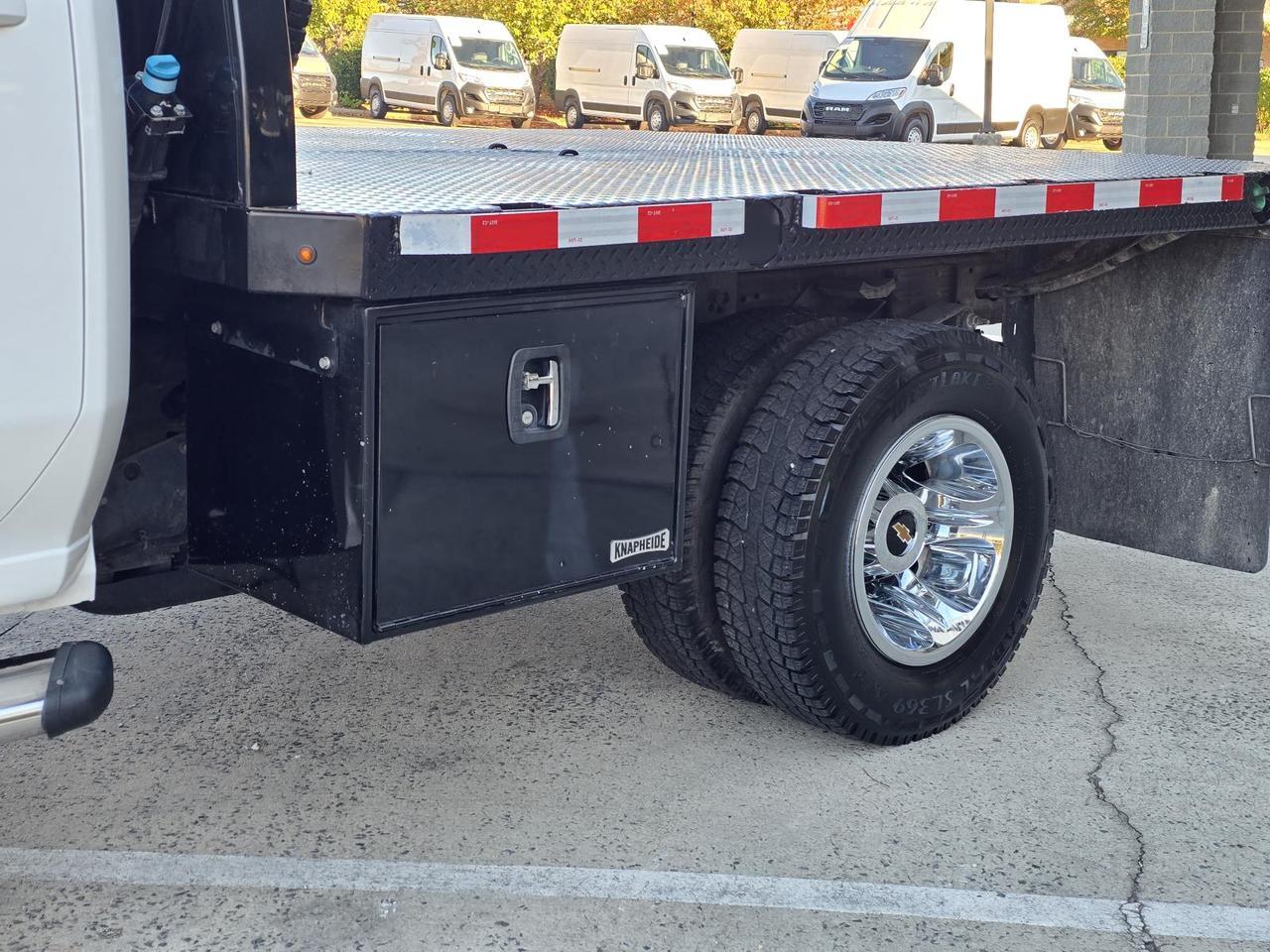 2023 Chevrolet Silverado 3500HD CC LT 4WD Crew Cab 9.5FT Flatbed W/6.6L Duramax and Convenience Package Concord NC