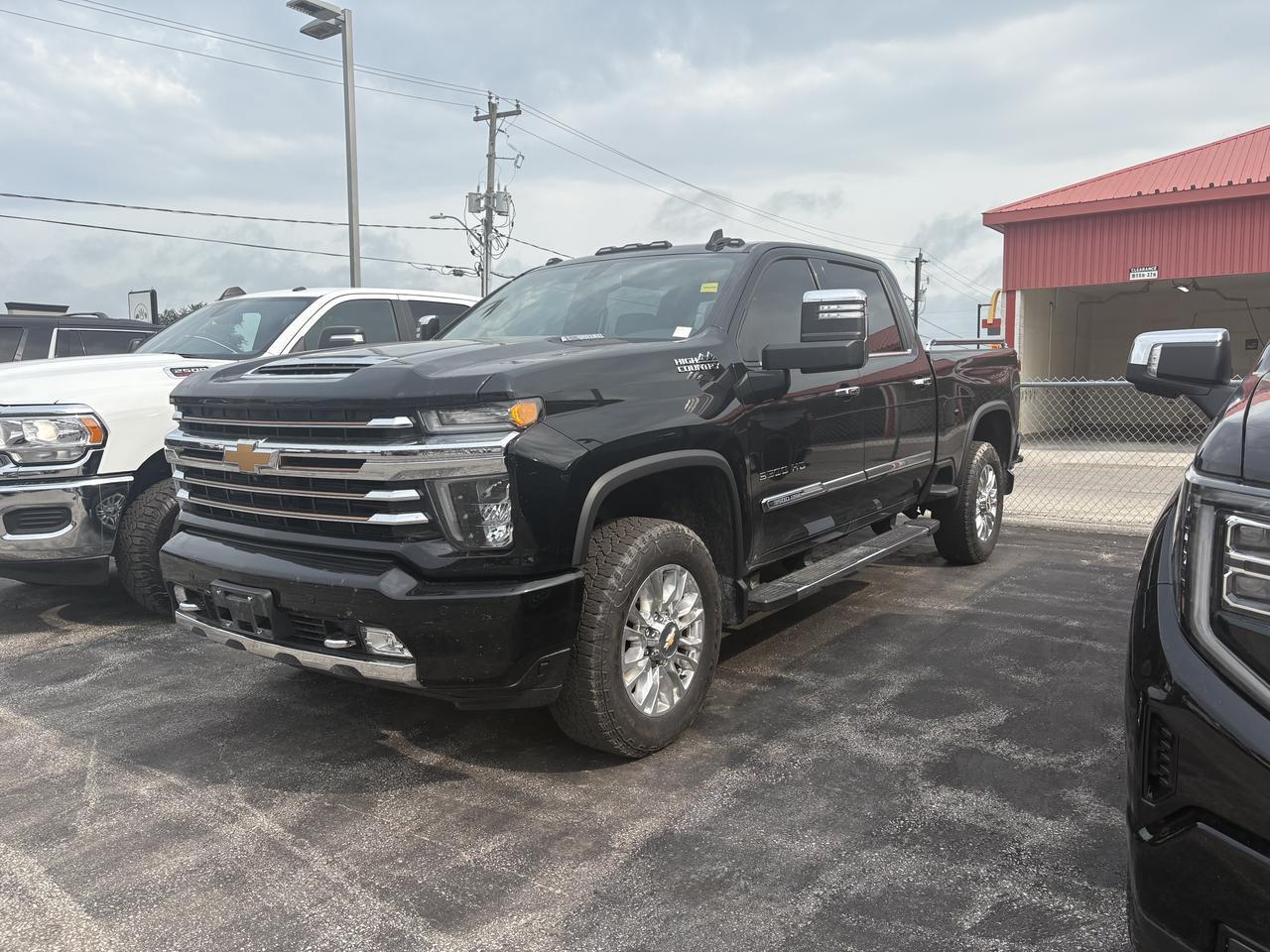2023 Chevrolet Silverado 3500HD High Country 4WD CREW CAB *DIESEL* Listowel ON