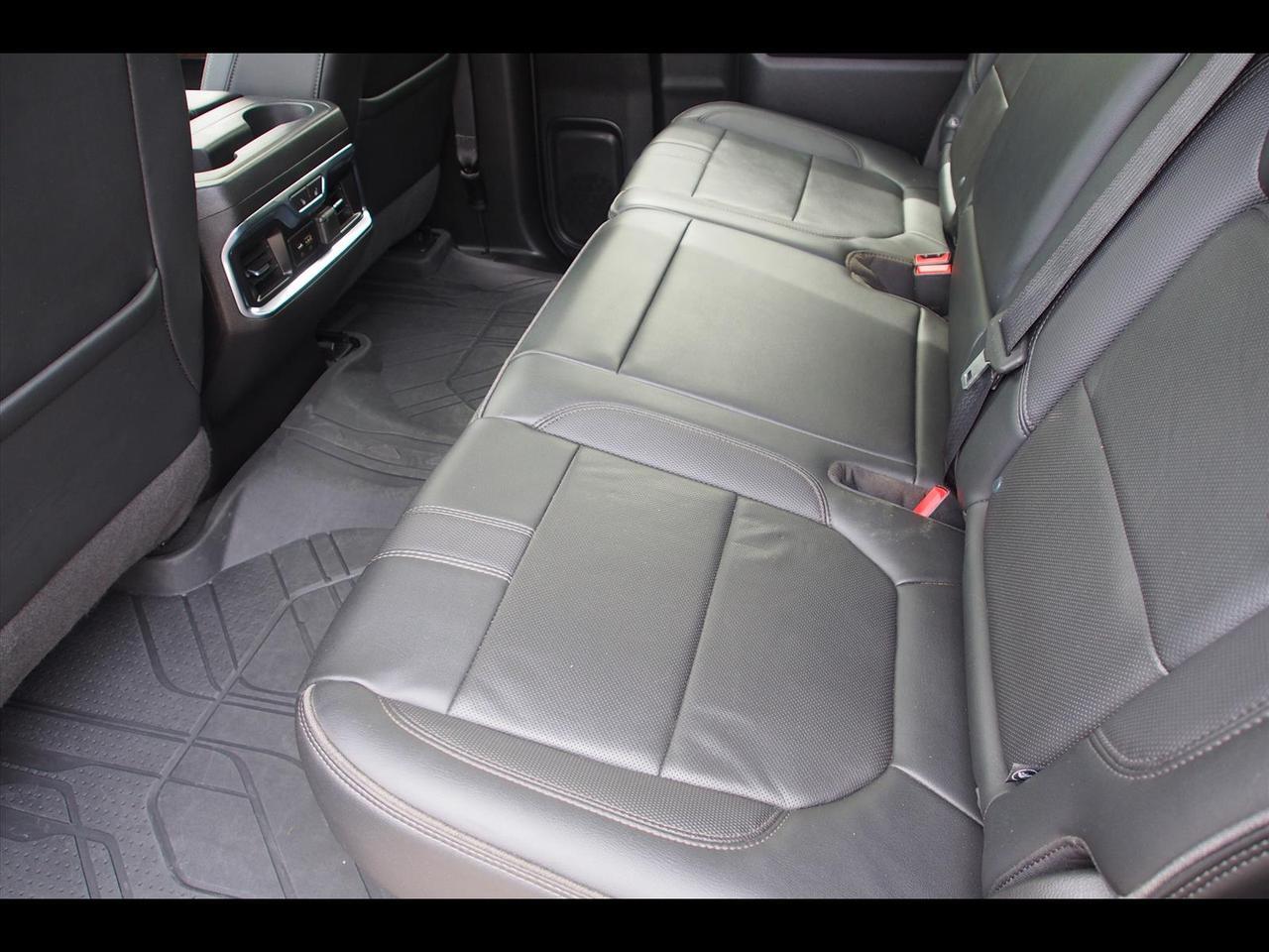2023 Chevrolet Silverado 3500HD High Country