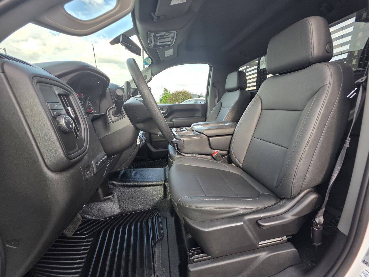 2023 Chevrolet Silverado 3500HD Work Truck 4x2 2dr Regular Cab LB DRW Eldridge IA