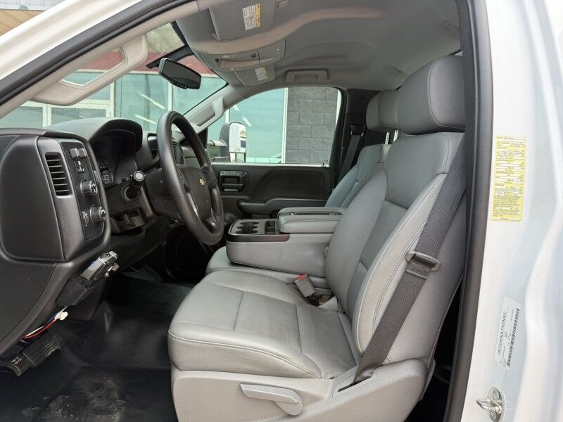 2023 Chevrolet Silverado 5500 4x4 Diesel Flatbed Collinsville OK