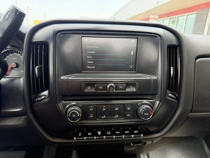 2023 Chevrolet Silverado 5500 4x4 Diesel Flatbed Collinsville OK