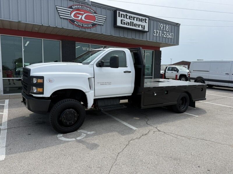 2023 Chevrolet Silverado 5500 4x4 Diesel Flatbed